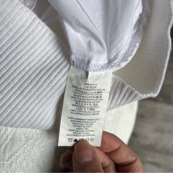 Armani Exchange AX cropped lightweight bomber jacket/blouse - Picture 7 of 7